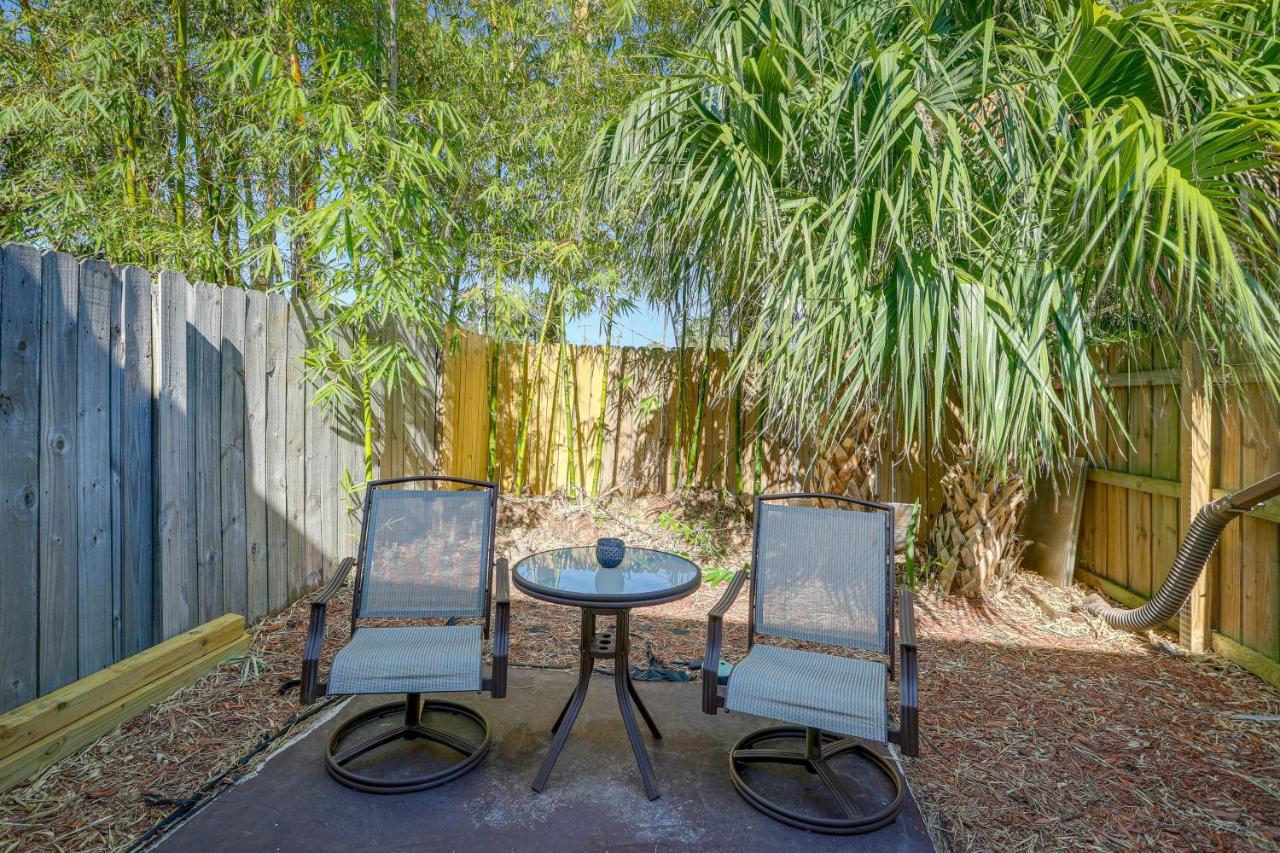 Breezy Cape Canaveral Townhome About 1 Mi To Beach! Εξωτερικό φωτογραφία